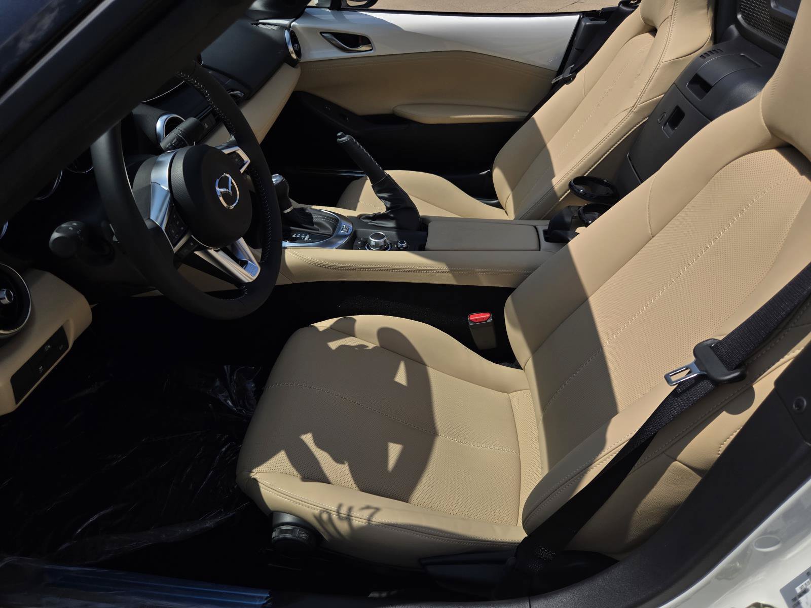 New 2026 MAZDA MX-5 Miata Grand Touring RWD image 15