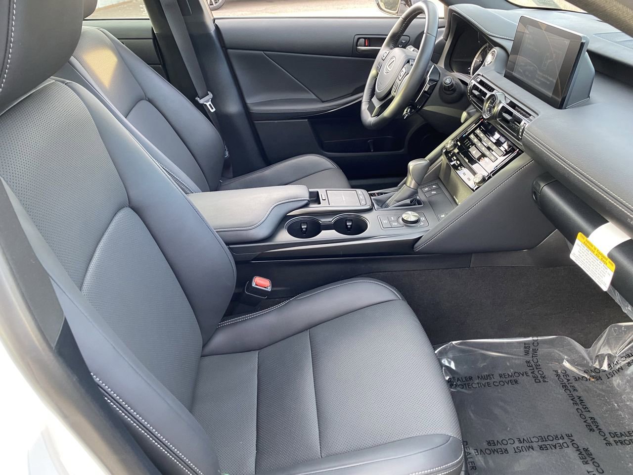 Used 2024 Lexus IS 300 300 w/ Premium Package image 13