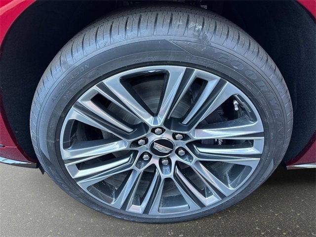 New 2026 Cadillac Vistiq Platinum w/ LPO, Floor Liner Package image 10