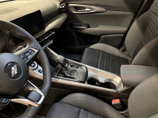 Used 2025 Dodge Hornet GT AWD/4WD image 17