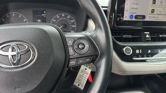Used 2023 Toyota Corolla LE image 23
