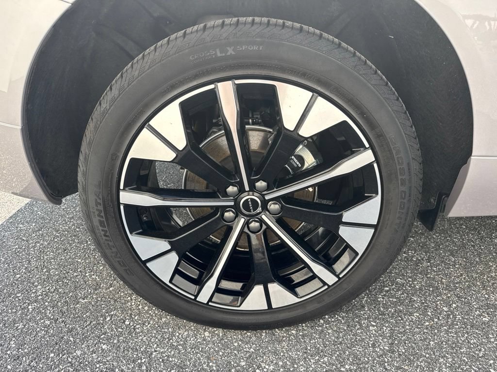 Used 2026 Volvo XC60 B5 Plus w/ Protection Package Premier AWD/4WD image 9