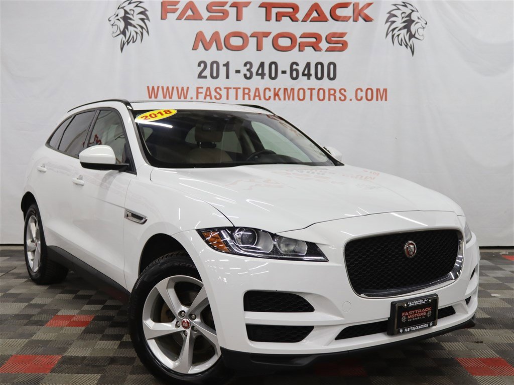 Used 2018 Jaguar F-PACE Premium image 3
