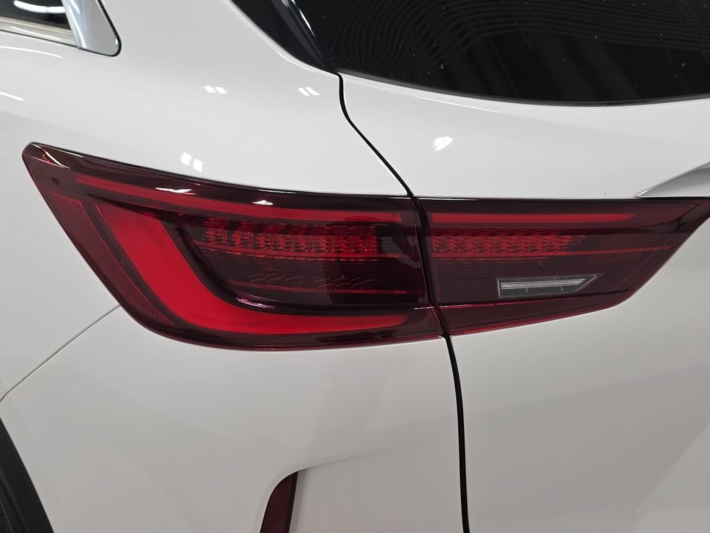 Certified 2022 INFINITI QX50 Pure AWD/4WD image 28