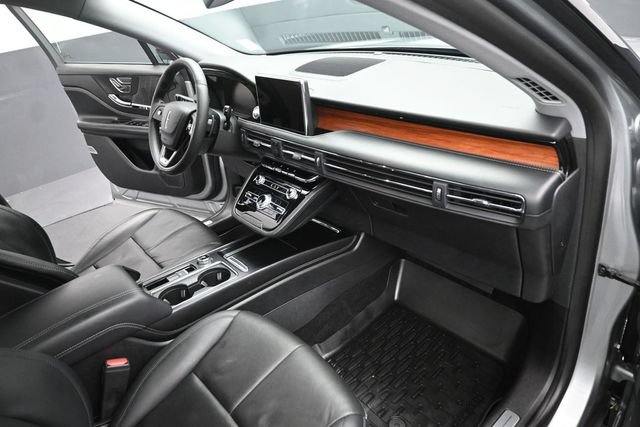 Certified 2022 Lincoln Corsair Reserve w/ Elements Package FWD image 30