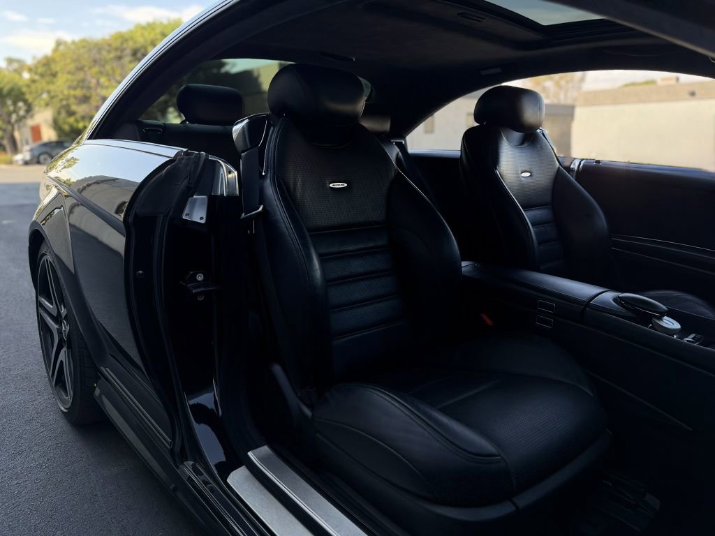 Used 2012 Mercedes-Benz CL 63 AMG image 31