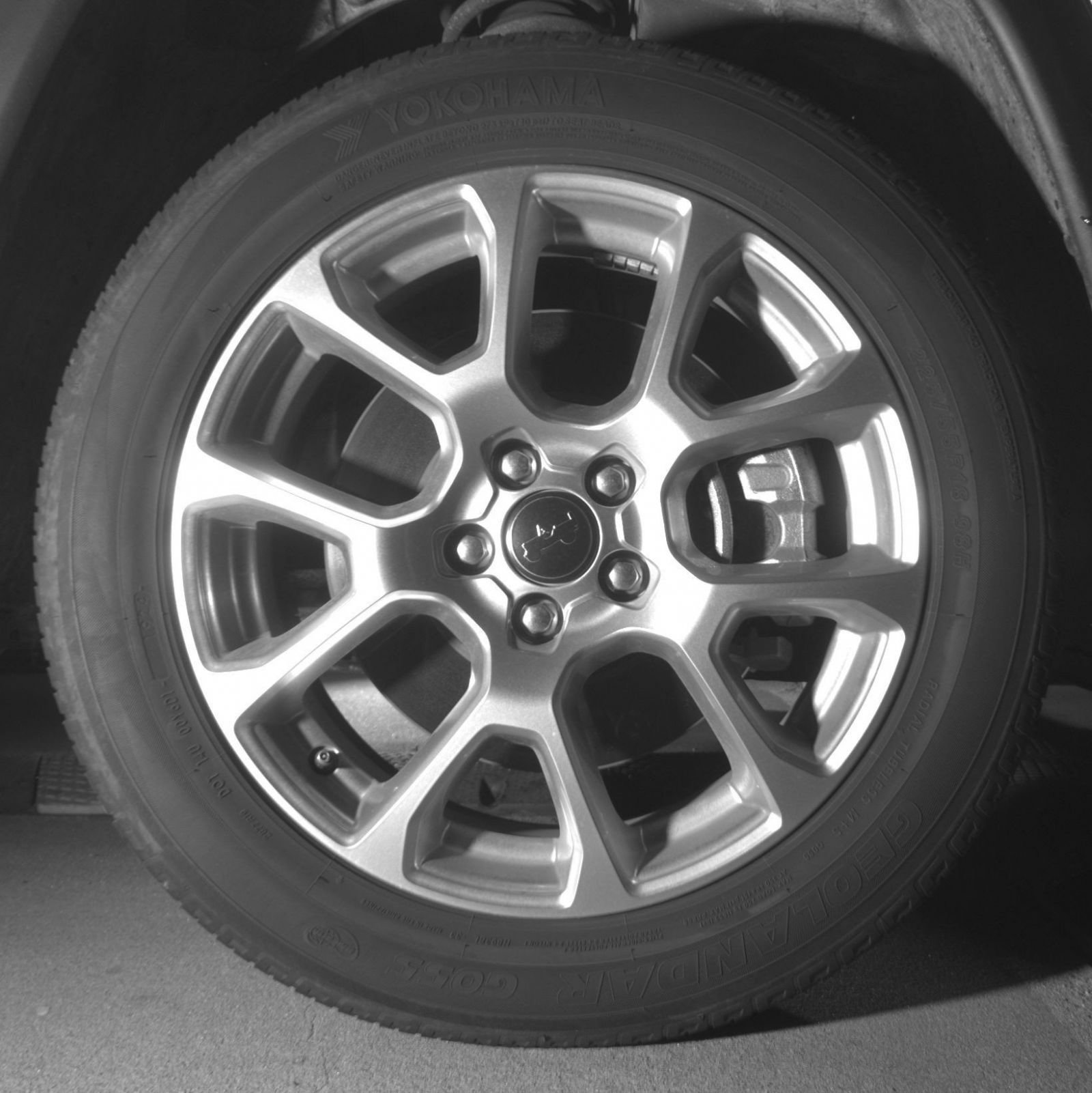 Used 2025 Jeep Compass Limited AWD/4WD image 16