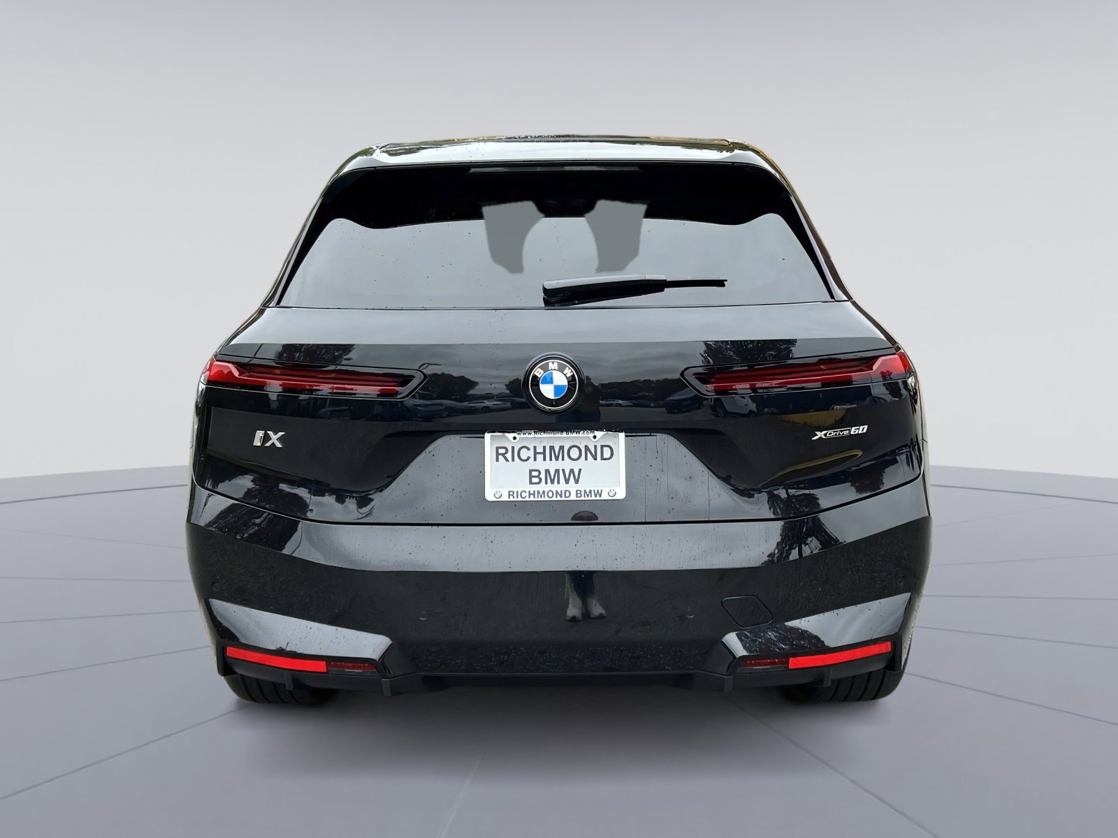 New 2026 BMW iX xDrive60 image 4