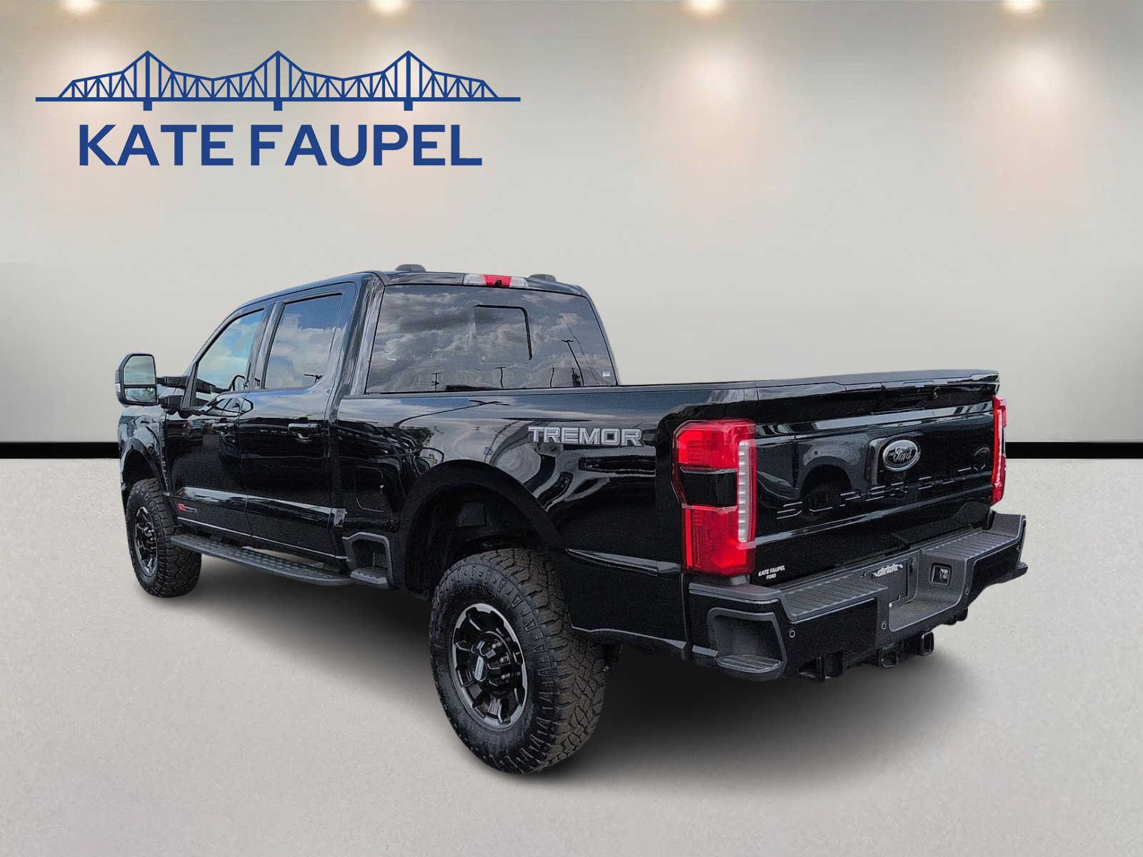 New 2026 Ford F350 Lariat w/ Tremor Off-Road Package AWD/4WD image 5