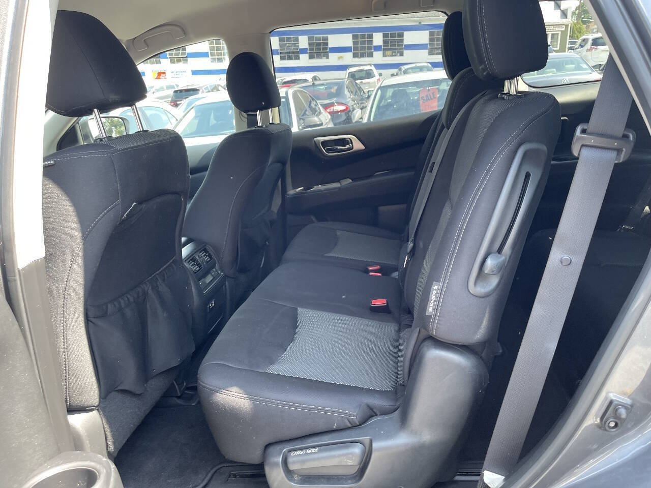 Used 2019 Nissan Pathfinder S AWD/4WD image 18