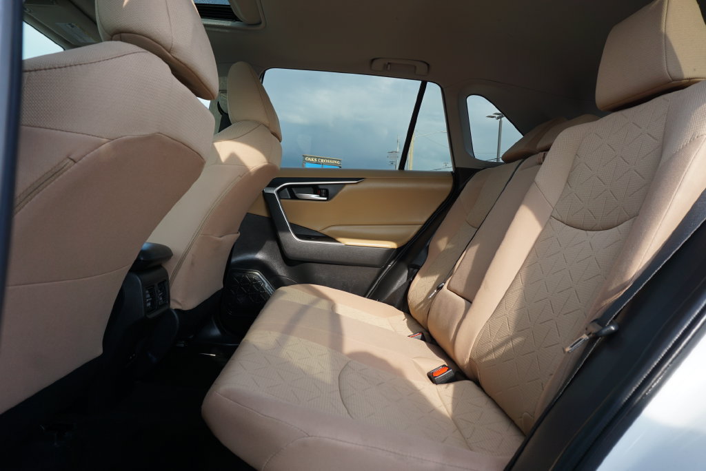 Used 2023 Toyota RAV4 XLE w/ Convenience Package AWD/4WD image 12