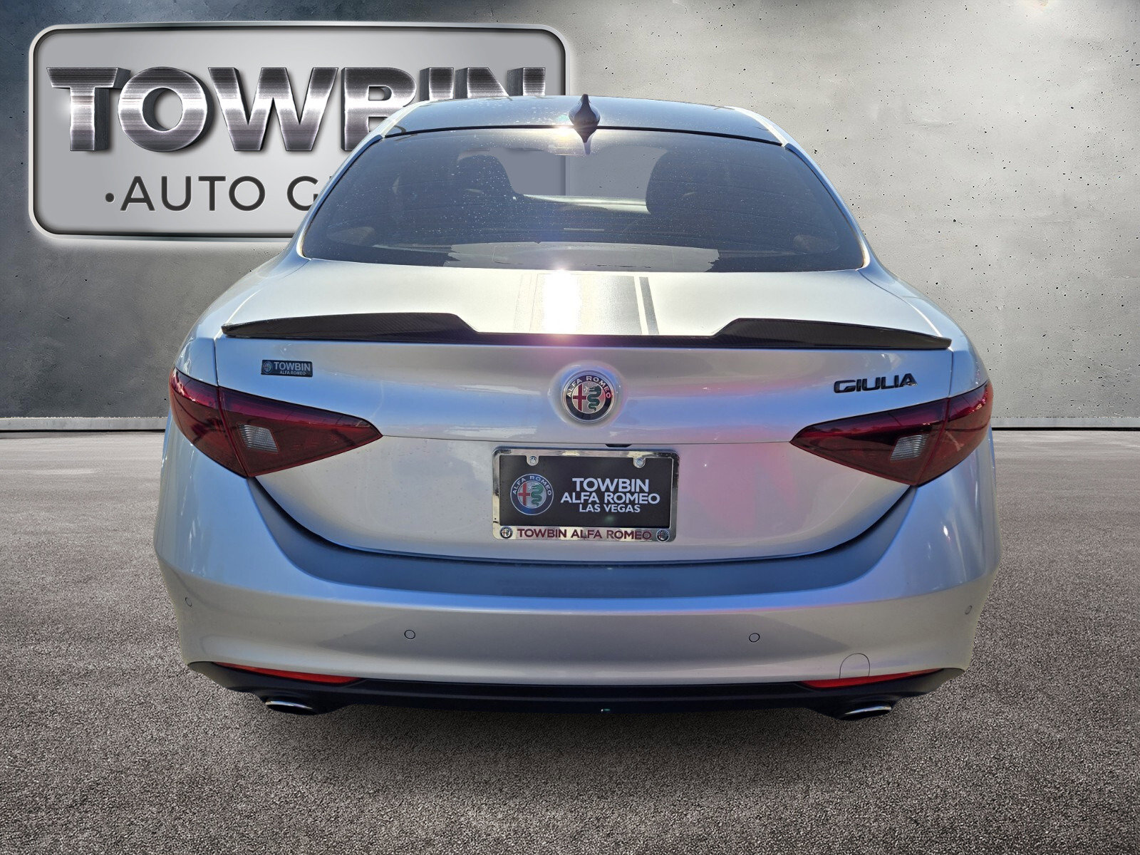 Used 2021 Alfa Romeo Giulia Sprint w/ Nero Edizione image 5