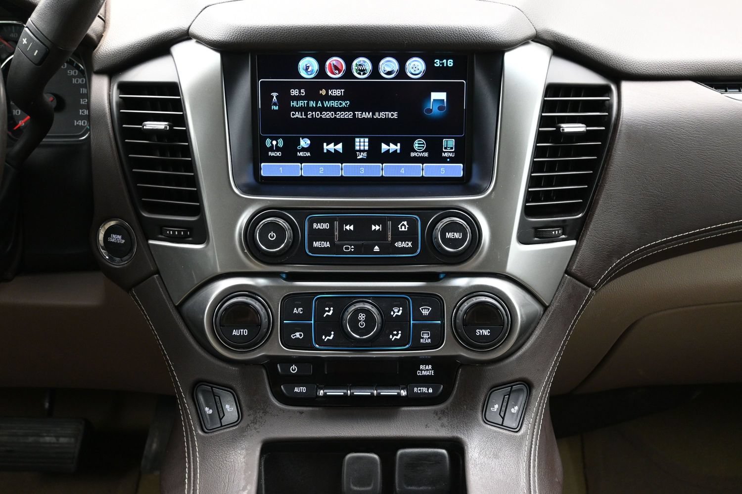 Used 2016 Chevrolet Tahoe LT w/ LT Signature Package RWD image 17