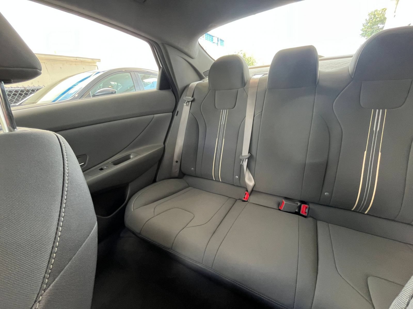 Used 2026 Hyundai Elantra Sport FWD image 38