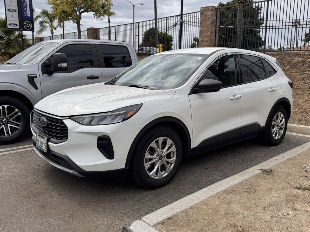 Used 2023 Ford Escape Active image 3