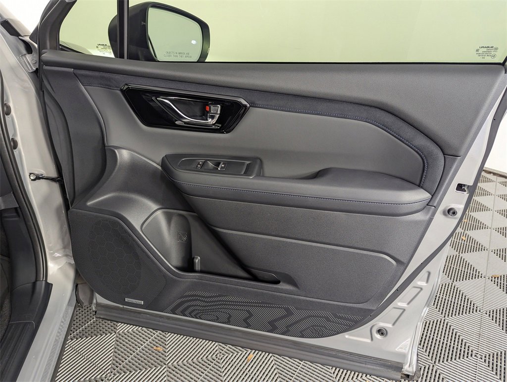 Used 2025 Subaru Forester Limited w/ Popular Package #2 image 36