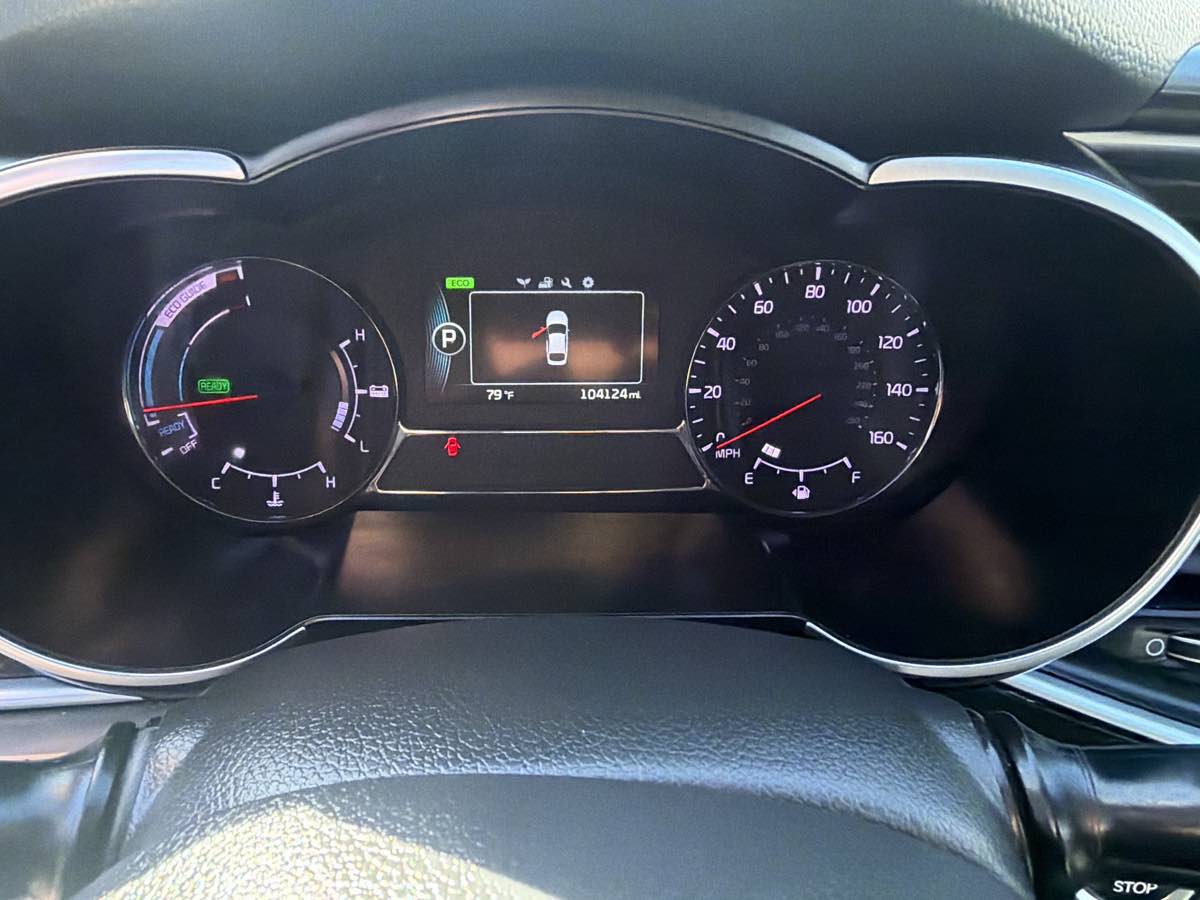 Used 2014 Kia Optima LX FWD image 18