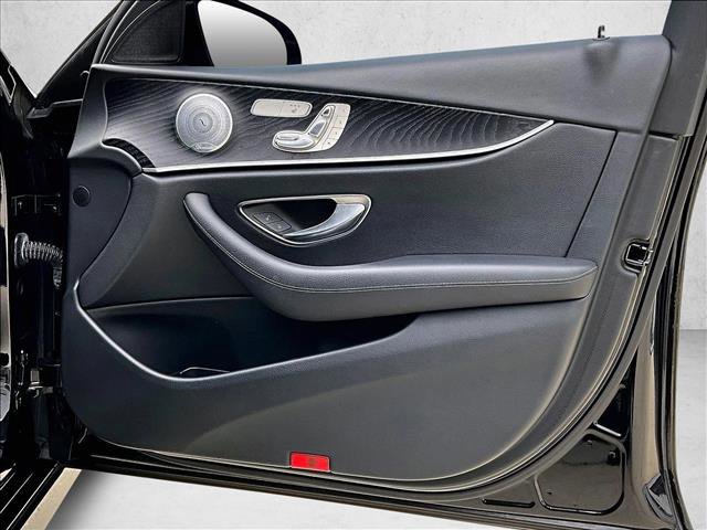 Used 2019 Mercedes-Benz E 300 image 19