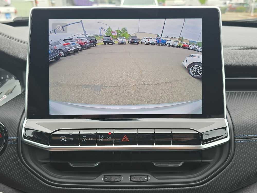 New 2026 Jeep Compass Latitude AWD/4WD image 19