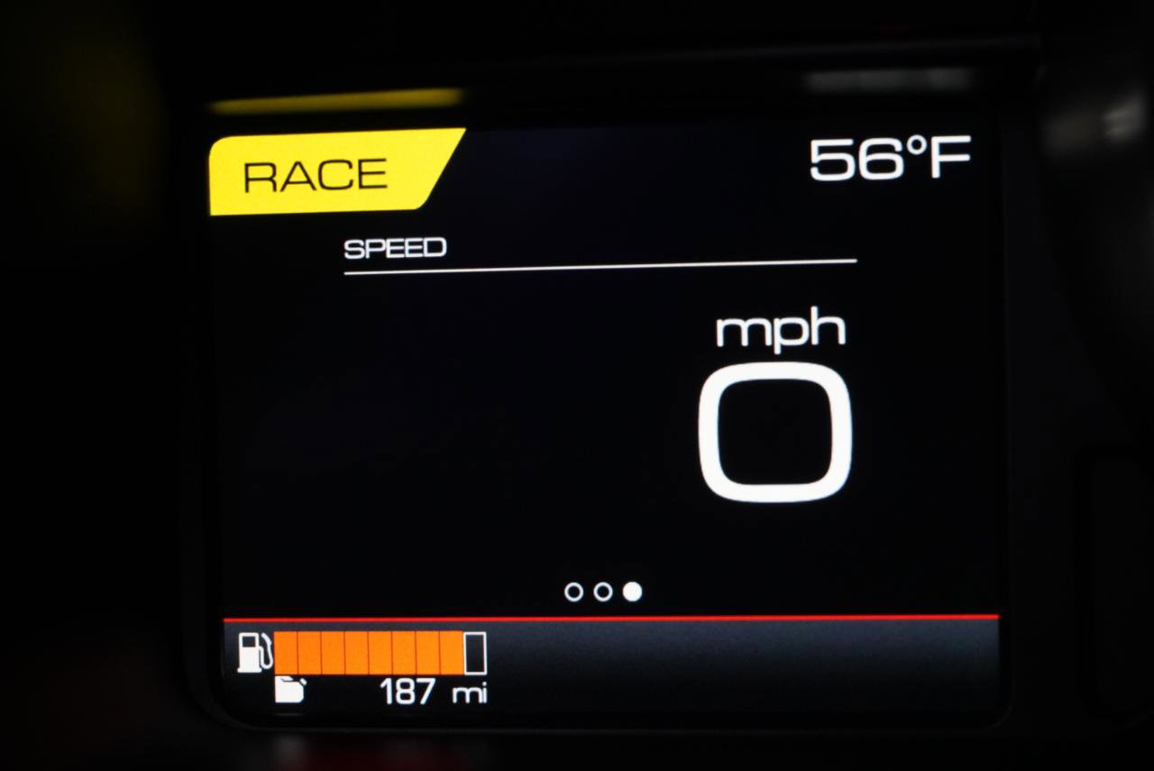 Used 2021 Ferrari F8 Tributo image 32