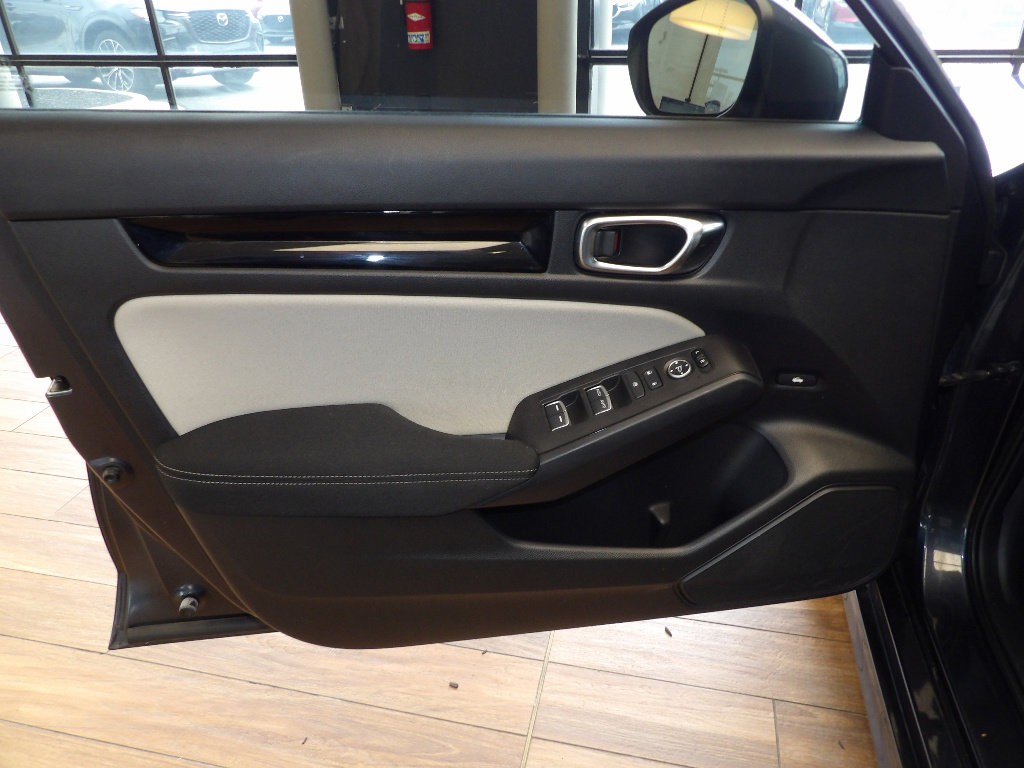Used 2022 Honda Civic EX image 24