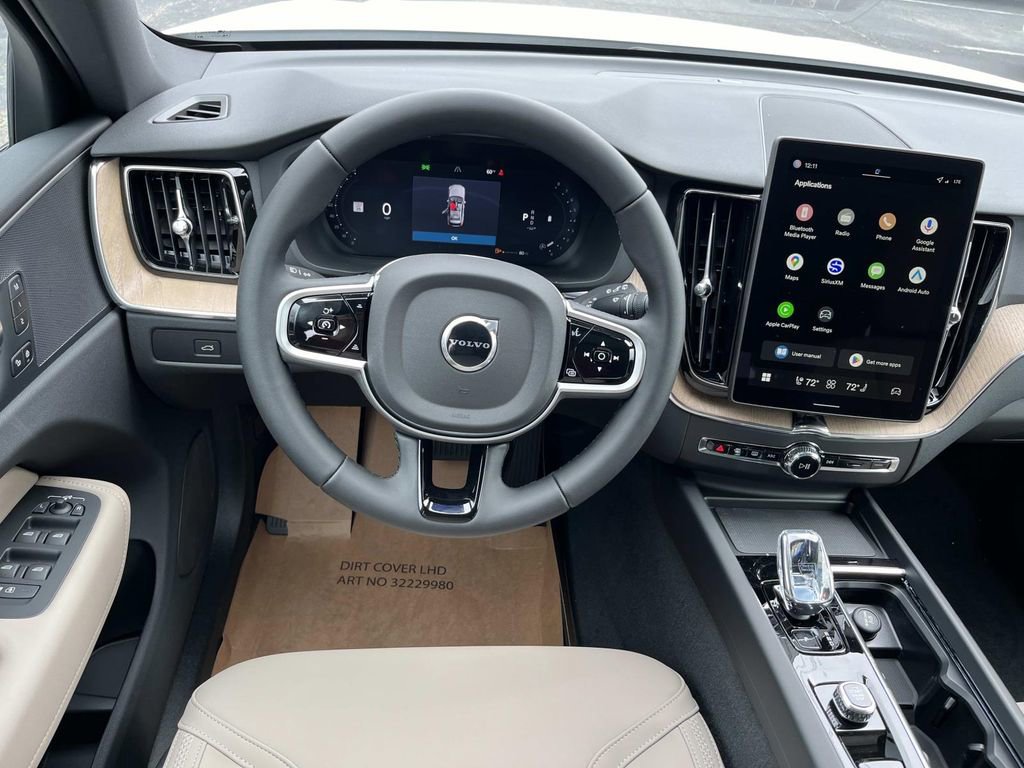 New 2026 Volvo XC60 B5 Core w/ Climate Package image 14