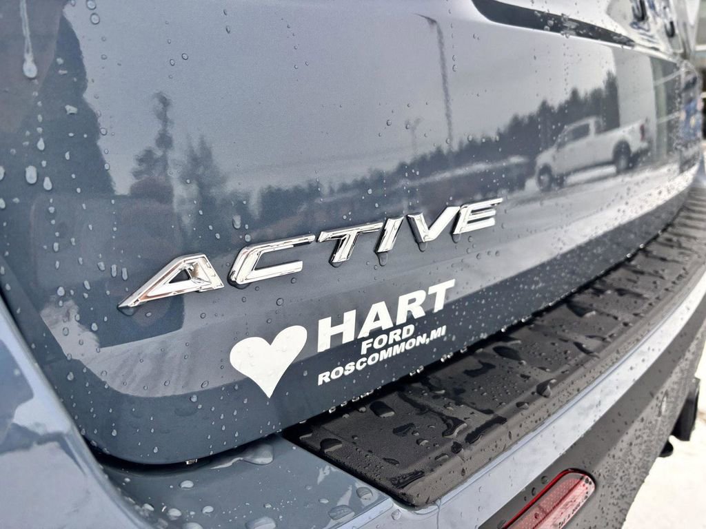 New 2026 Ford Explorer Active w/ Active Comfort Package image 9