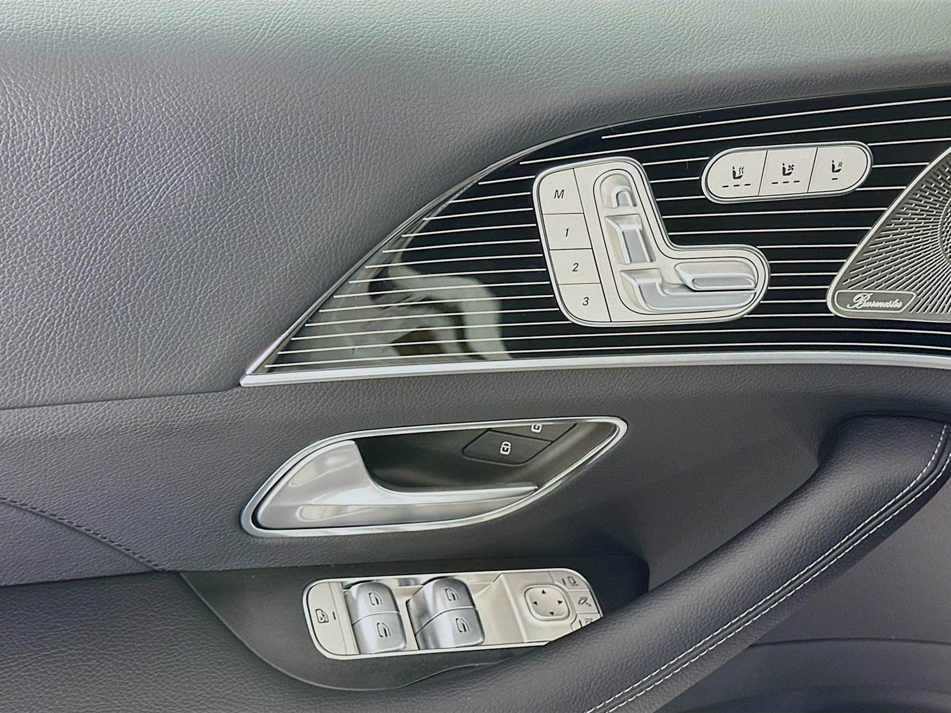 New 2026 Mercedes-Benz GLS 450 4MATIC image 19