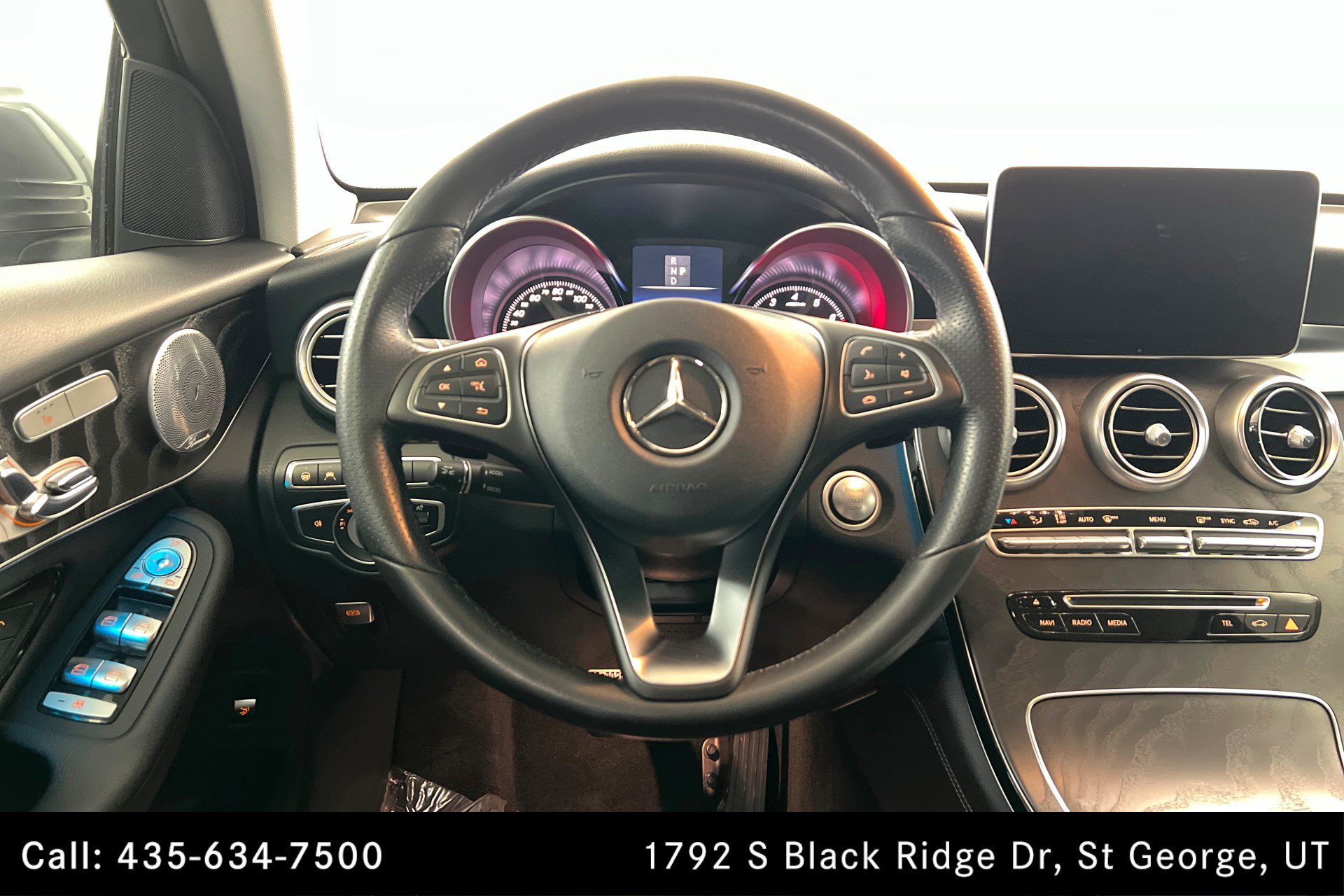 Used 2017 Mercedes-Benz GLC 300 4MATIC Coupe image 12