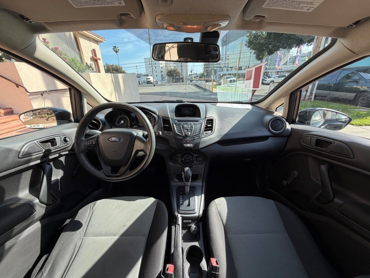 Used 2016 Ford Fiesta S image 9