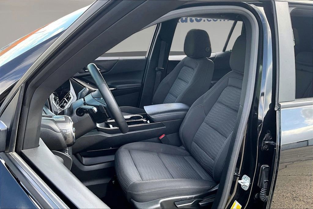 Used 2025 Chevrolet Equinox LT AWD/4WD image 20