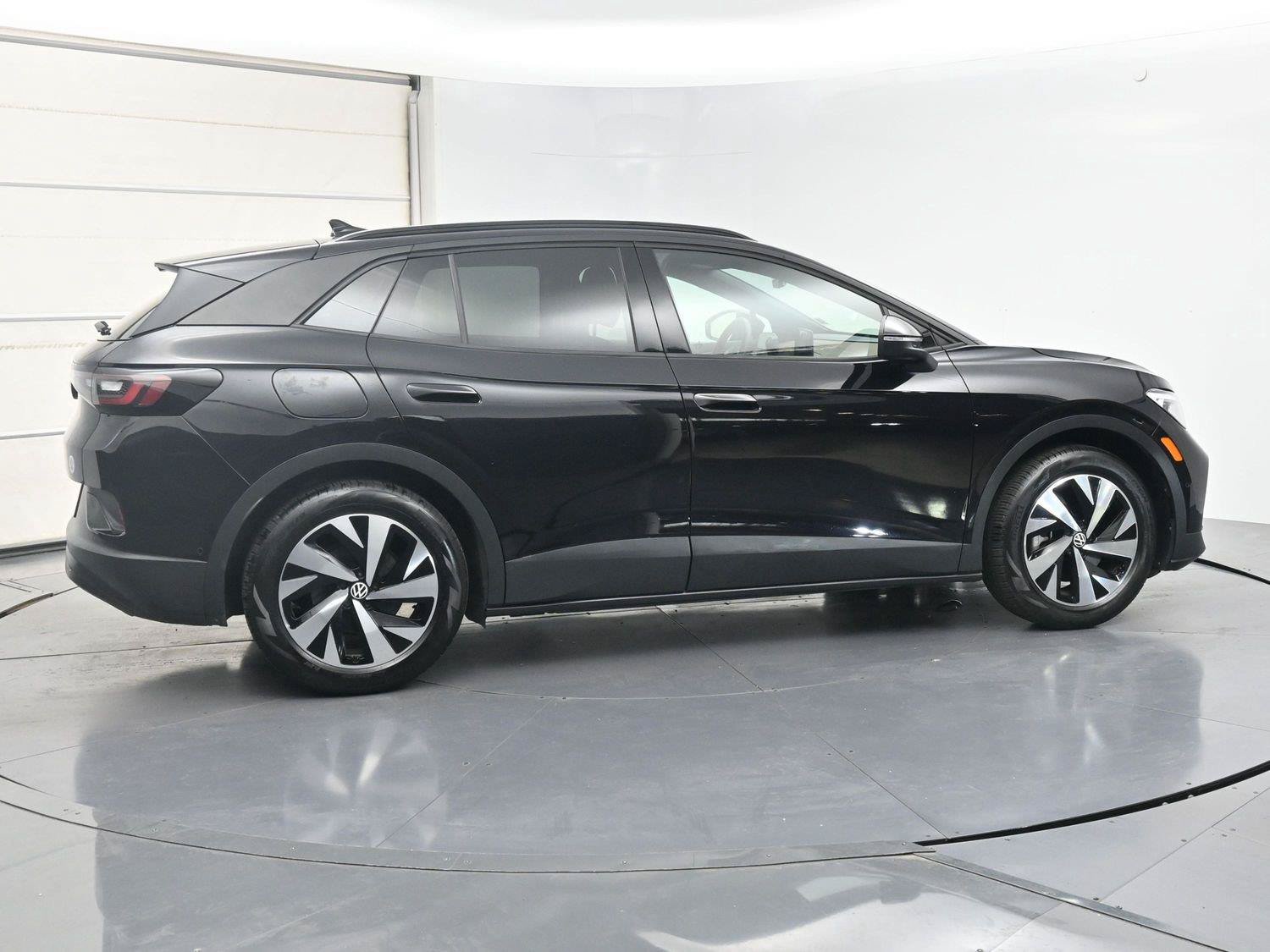 Certified 2024 Volkswagen ID.4 2WD image 28