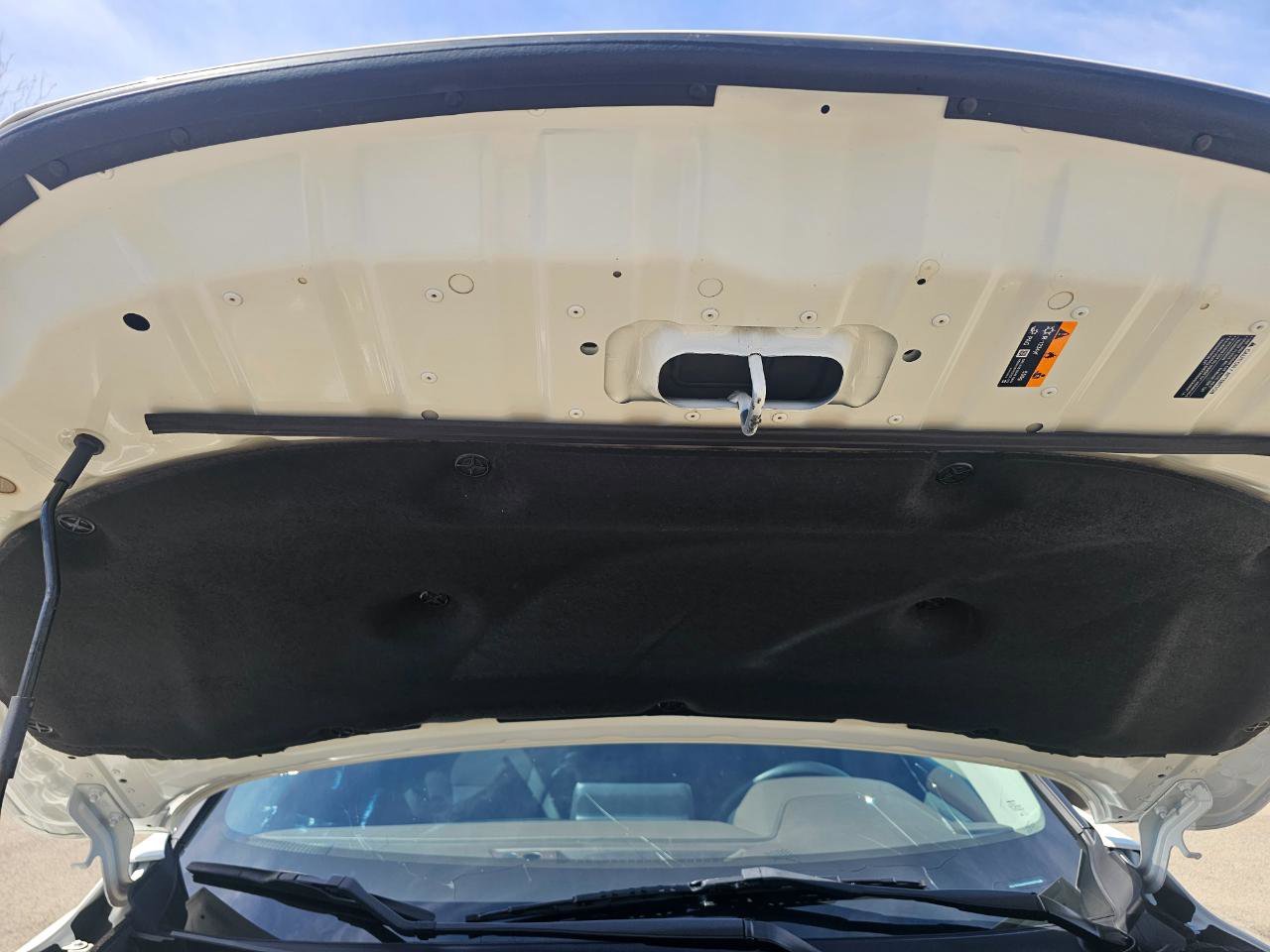 Used 2023 Nissan Rogue S image 26