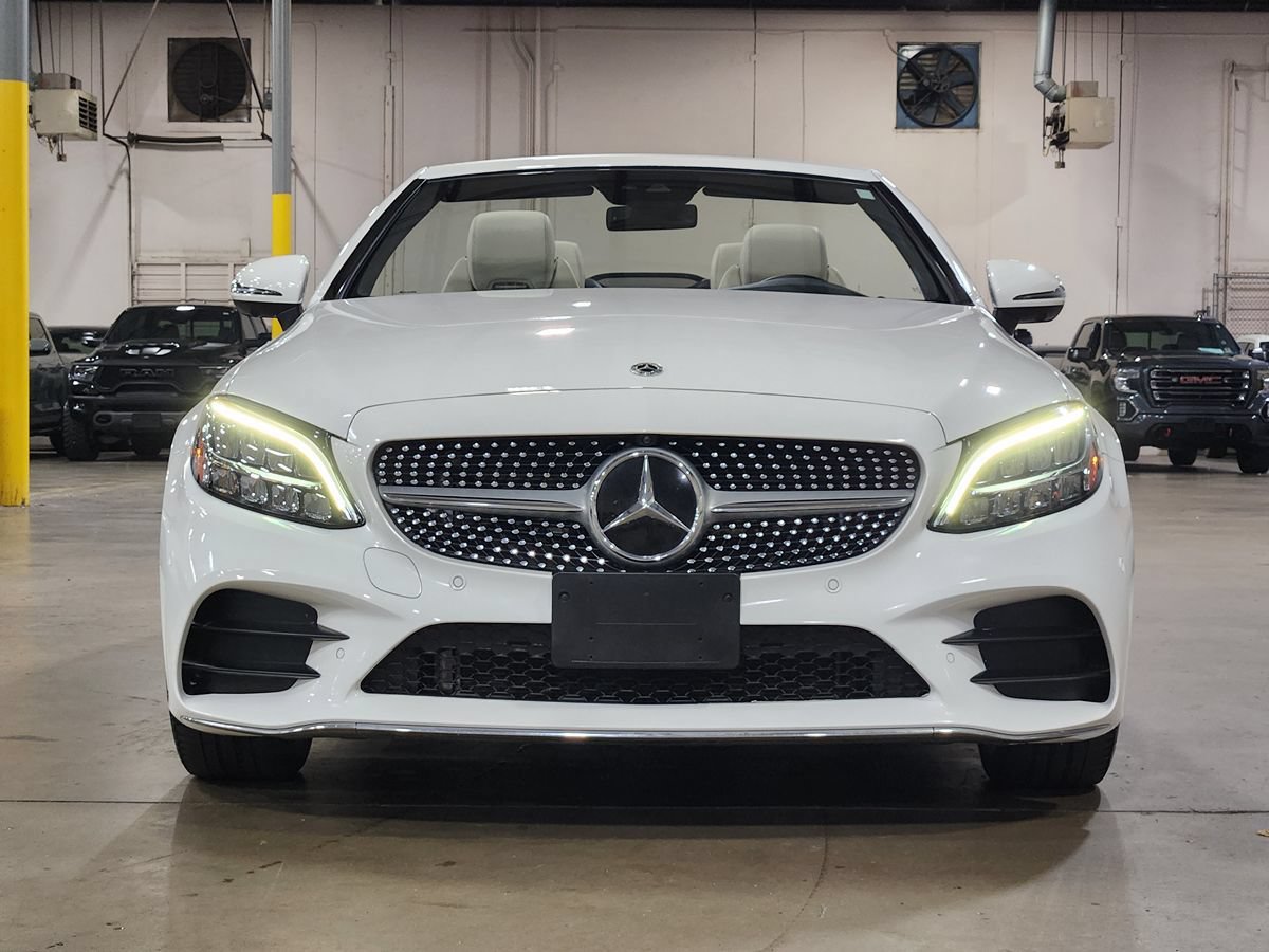 Used 2023 Mercedes-Benz C 300 Cabriolet image 2