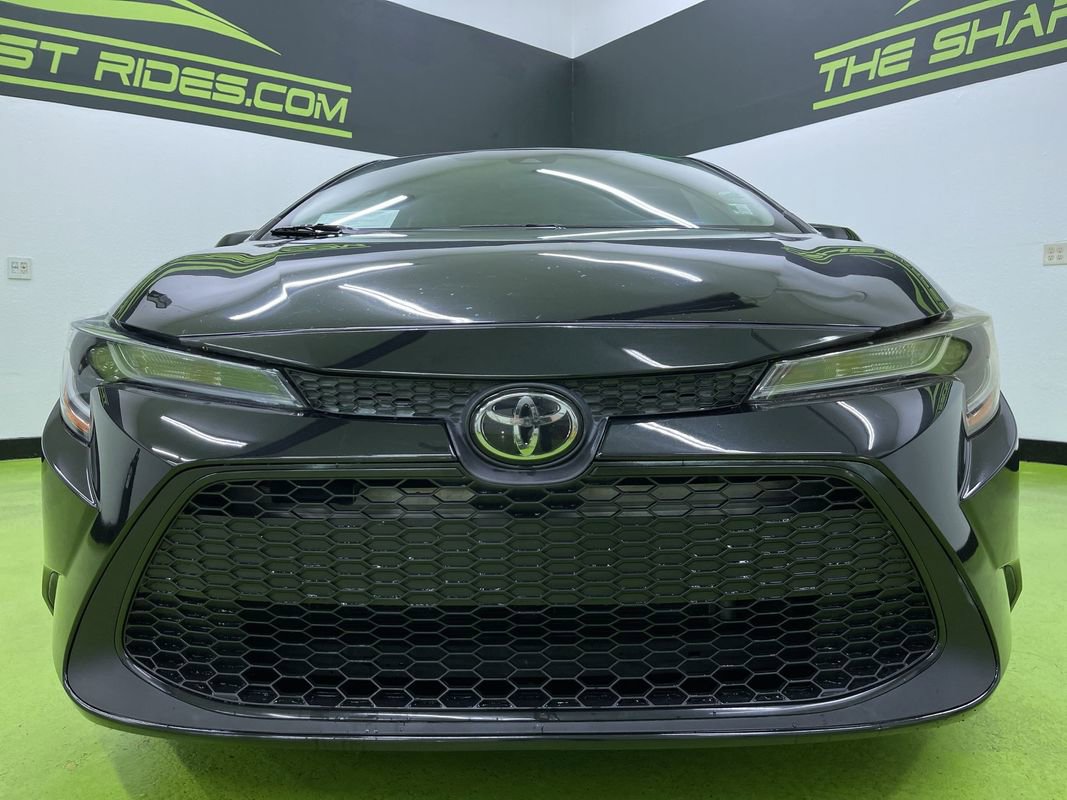 Used 2022 Toyota Corolla LE image 3
