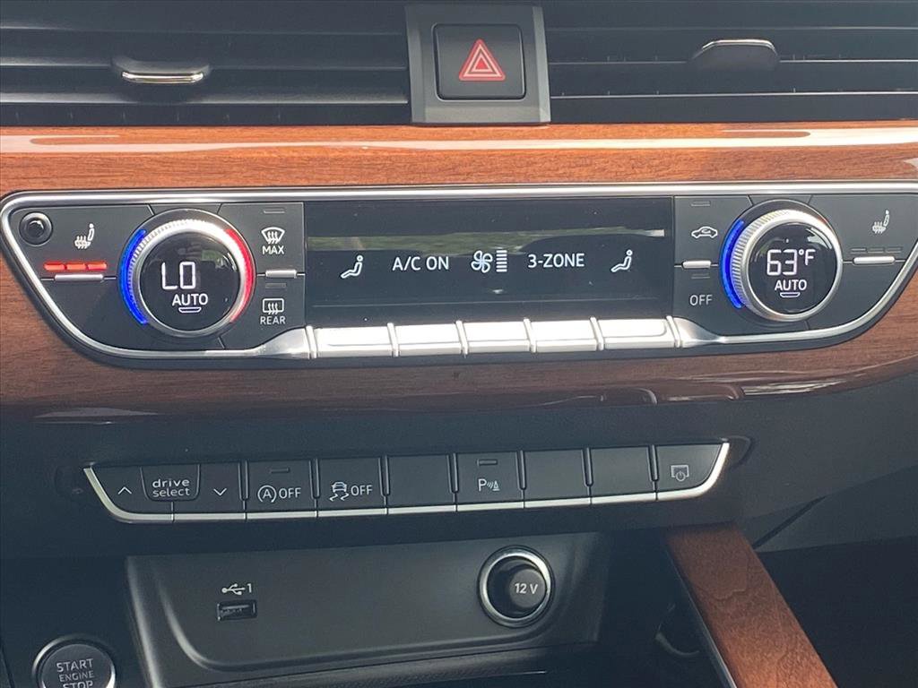 Used 2023 Audi A4 2.0T Premium w/ Convenience Package image 9