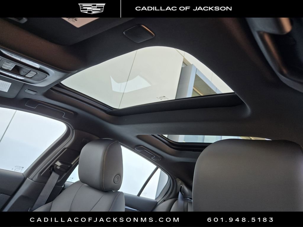 New 2026 Cadillac CT5 V RWD image 5