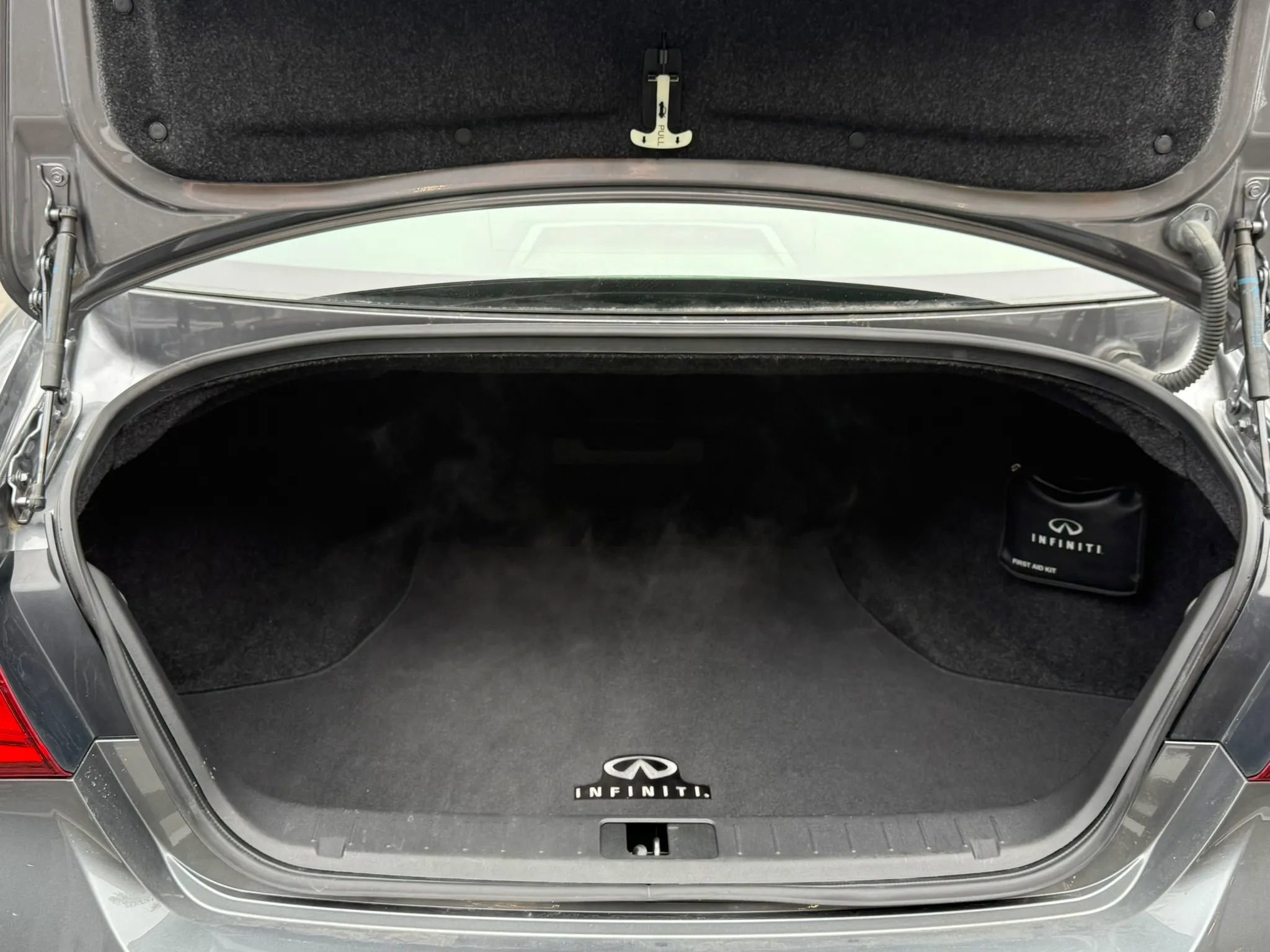 Used 2015 INFINITI Q70 3.7 image 40