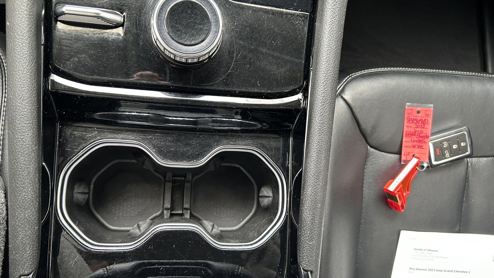 Used 2022 Jeep Grand Cherokee L Limited image 36