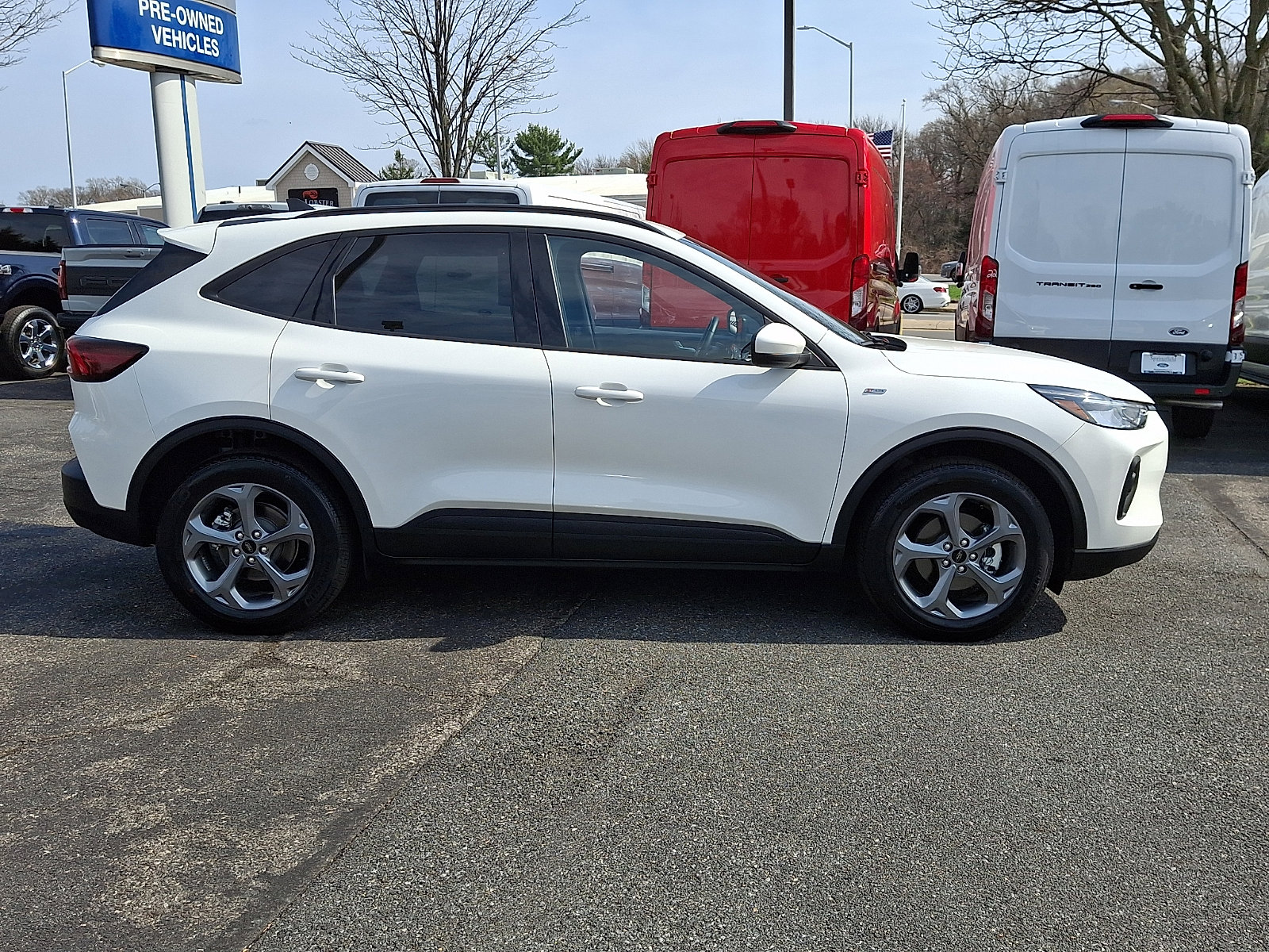 Used 2026 Ford Escape ST-Line Select image 7