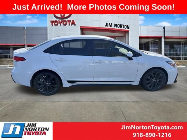 Used 2026 Toyota Corolla SE FWD image 8