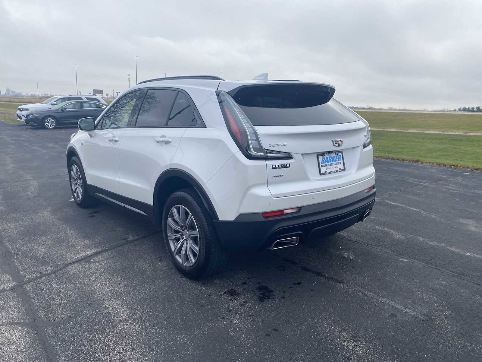 Used 2023 Cadillac XT4 Sport w/ Cold Weather Package image 11