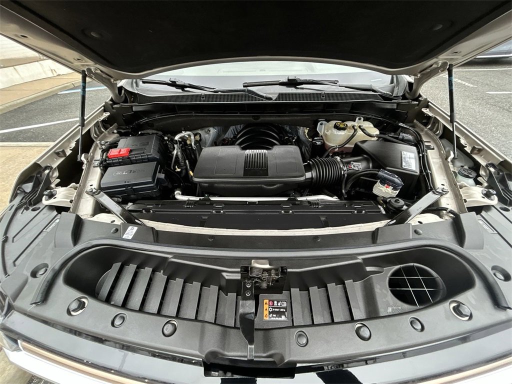 Used 2021 Chevrolet Tahoe High Country w/ Premium Package image 14