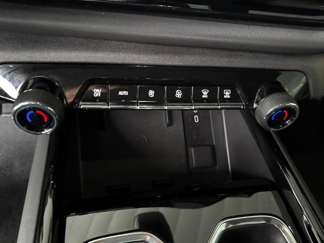Used 2025 Chevrolet Silverado EV RST w/ LPO, Dark Package RST AWD/4WD image 24