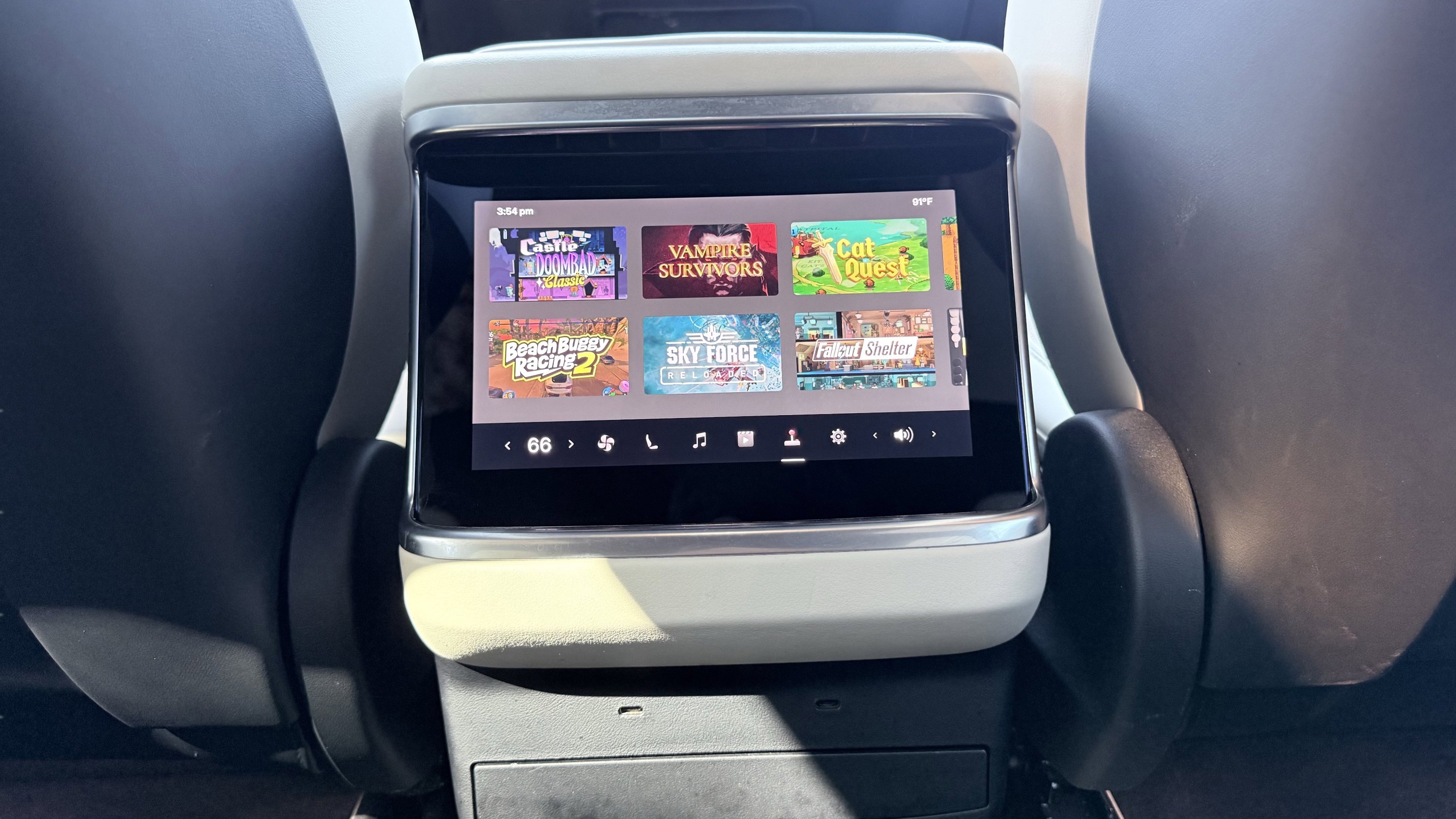 Used 2022 Tesla Model X Plaid image 53