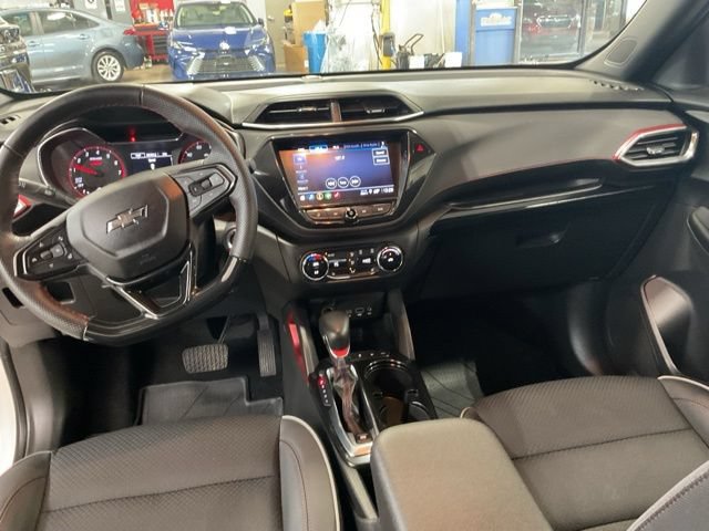 Used 2023 Chevrolet TrailBlazer RS w/ Convenience Package AWD/4WD image 21