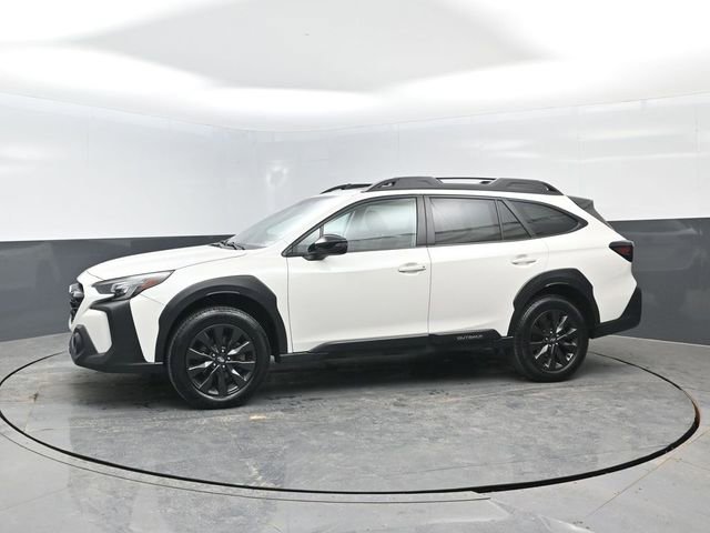 Used 2025 Subaru Outback Onyx Edition AWD/4WD image 4