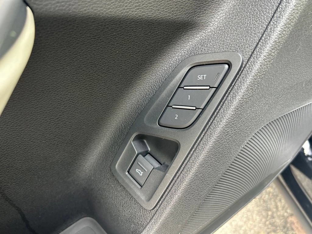 Used 2024 Audi Q3 2.0T Premium Plus AWD/4WD image 22