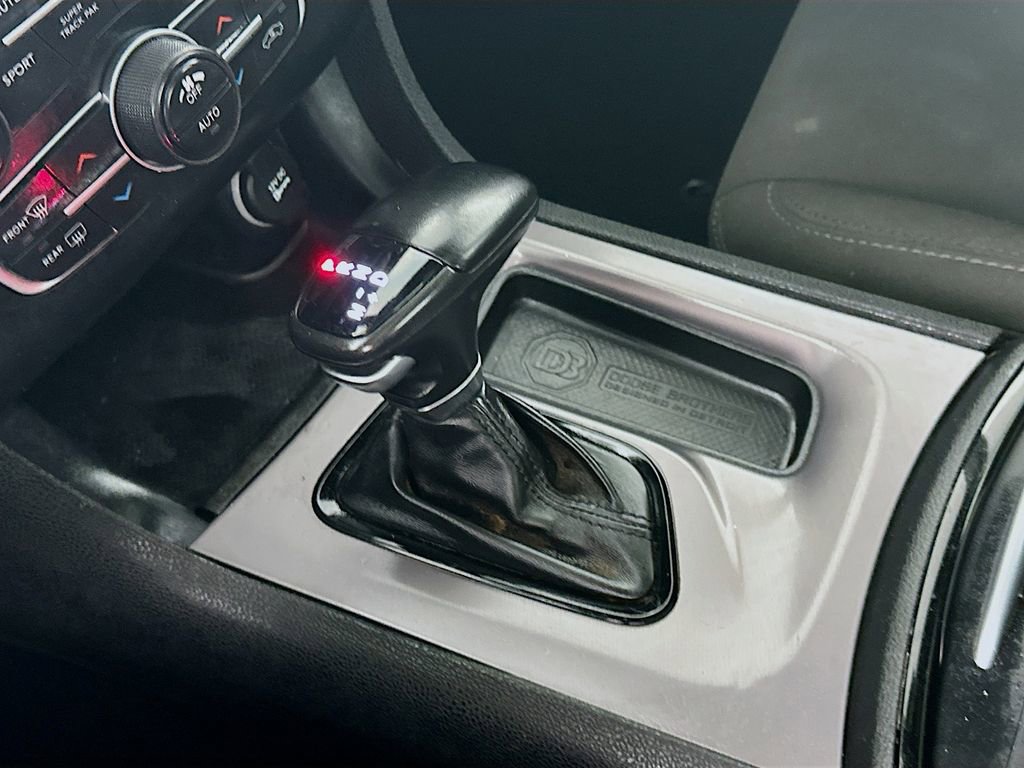 Used 2022 Dodge Charger R/T w/ Blacktop Package image 16