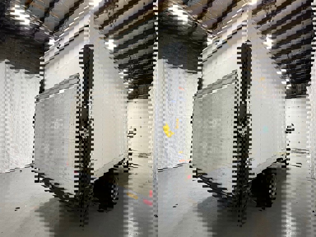 Used 2022 Chevrolet Express 3500 w/ Power Convenience Package image 7